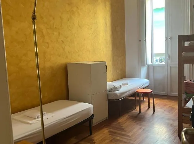 Varese Konukevi *